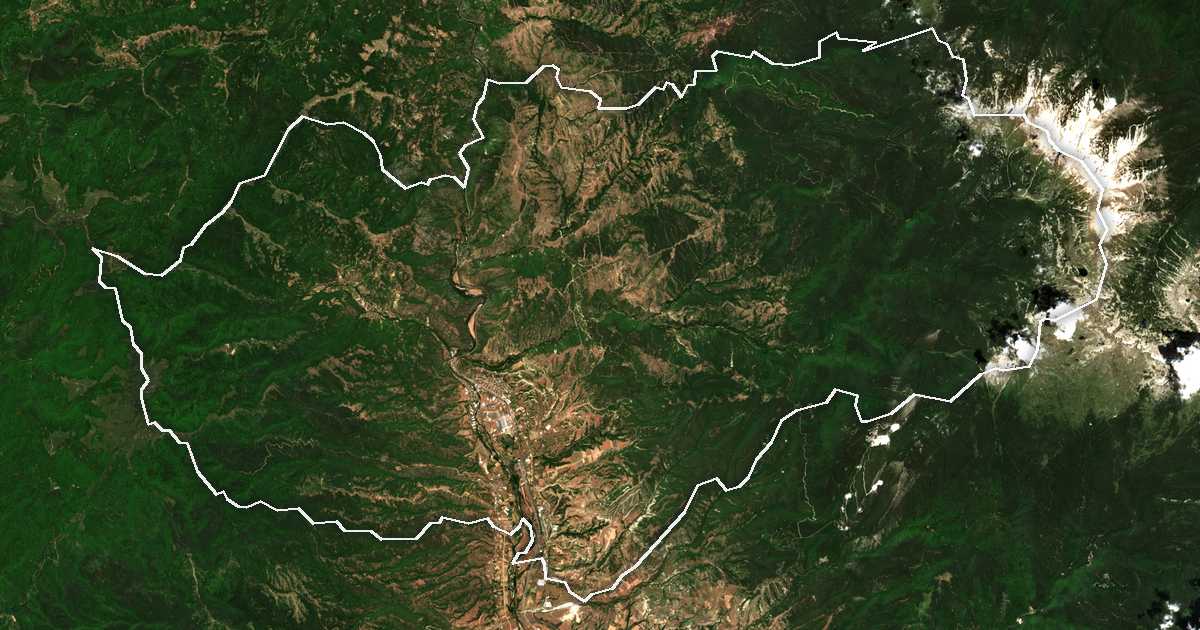 Imagine din satelit cu limita trasată: Kresna
