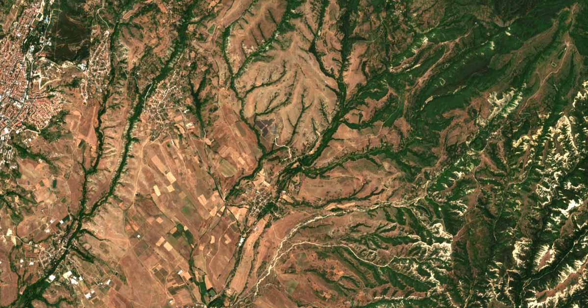 Hartă satelitară: Ladarevo