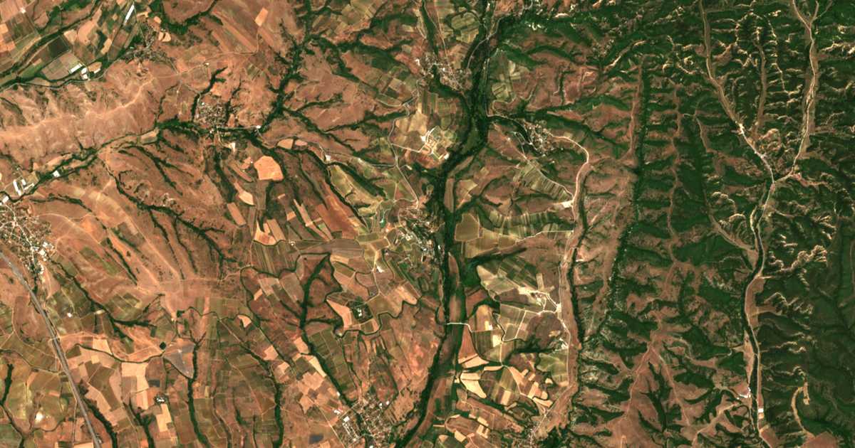 Hartă satelitară: Zornița