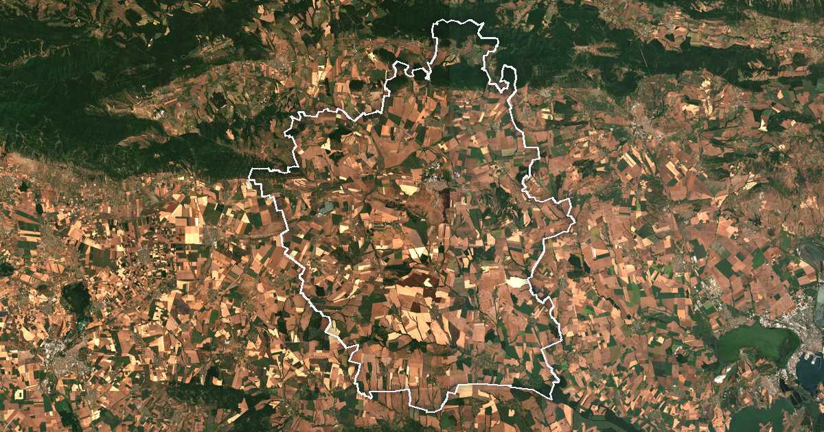 Imagine din satelit cu limita trasată: Karnobat