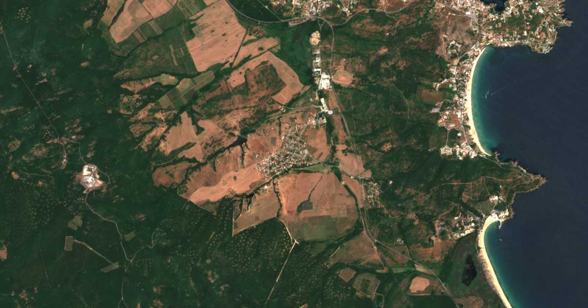 Hartă satelitară: Ravadinovo