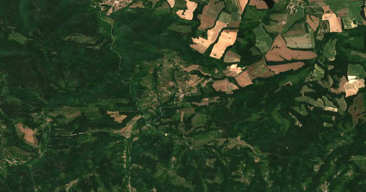 Hartă satelitară: Stolăt