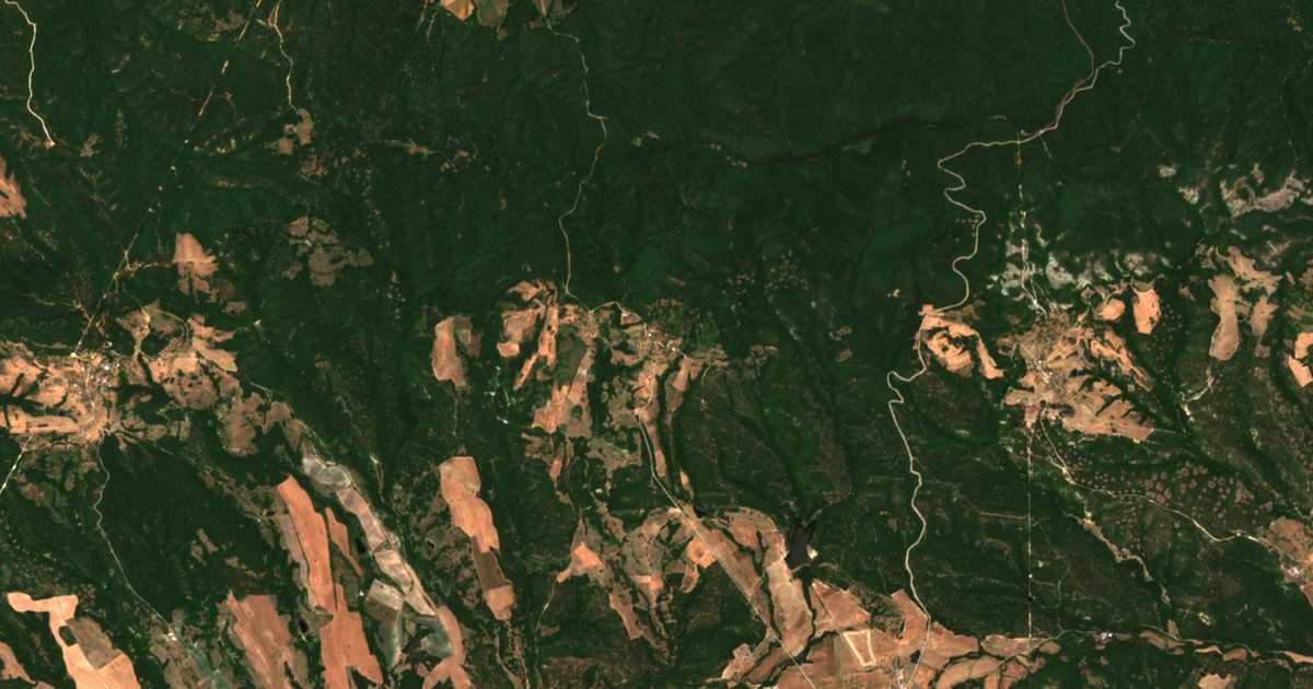 Hartă satelitară: Zlatoustovo
