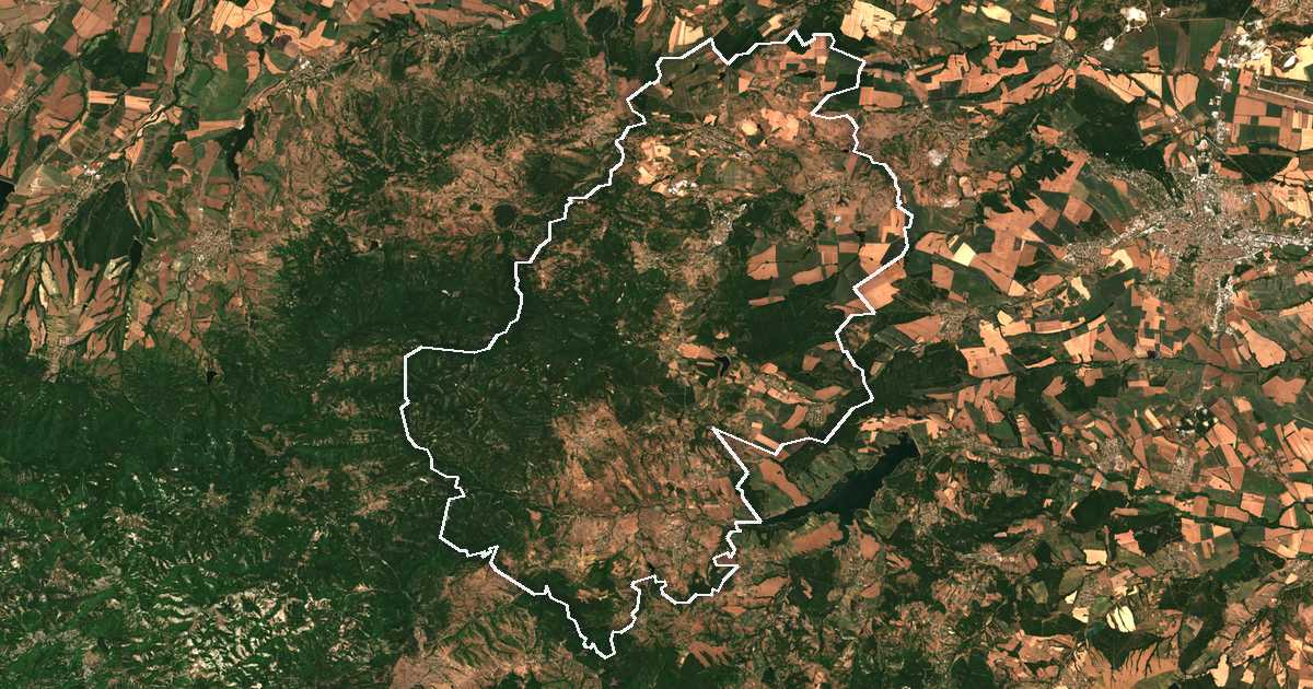 Imagine din satelit cu limita trasată: Mineralni Bani