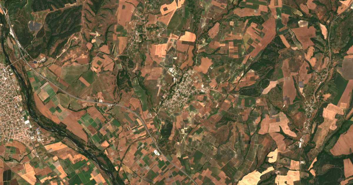 Hartă satelitară: Momkovo