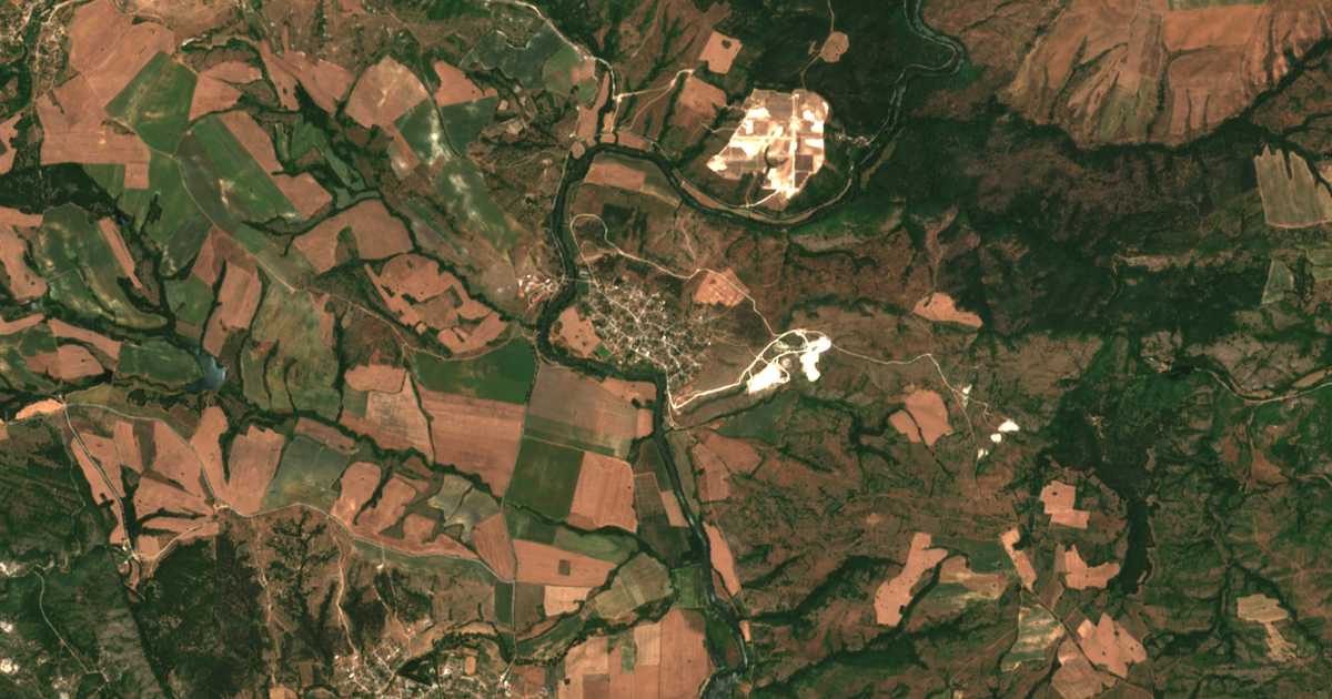 Hartă satelitară: Srem