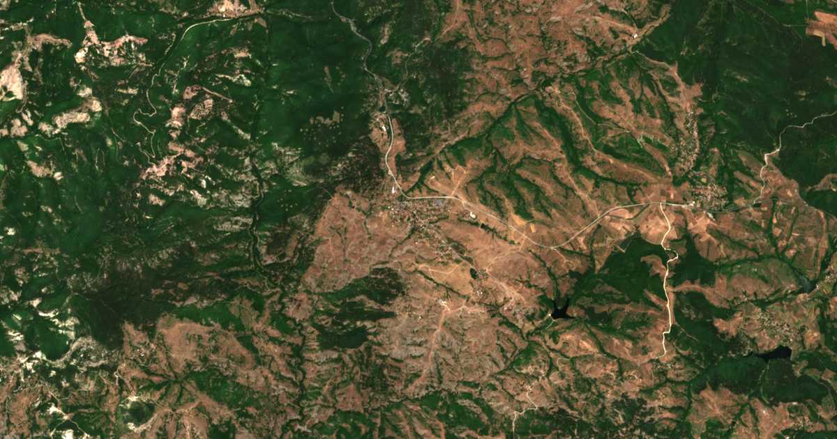 Hartă satelitară: Komuniga