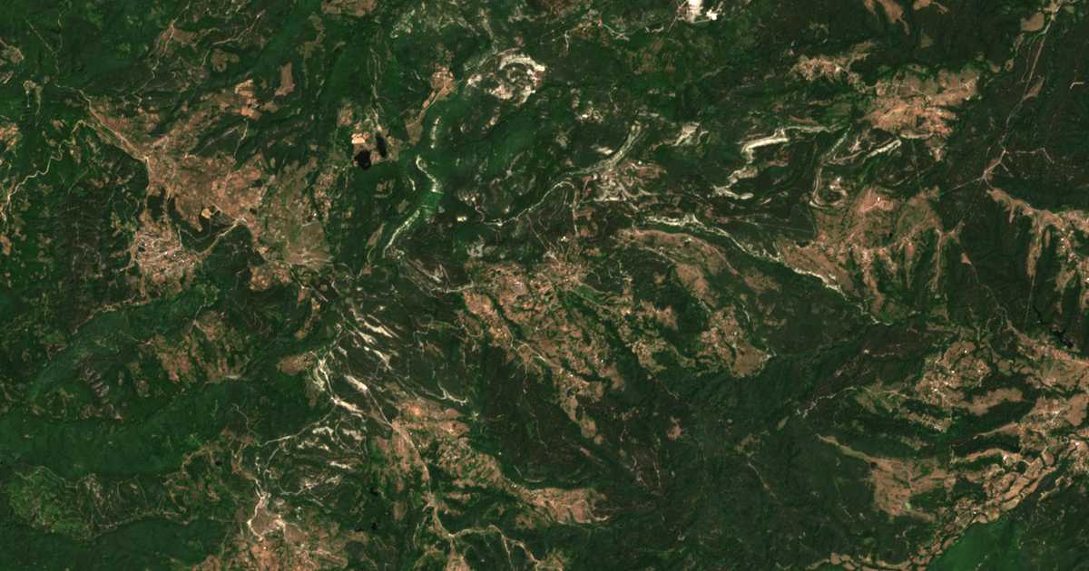 Hartă satelitară: Ustren