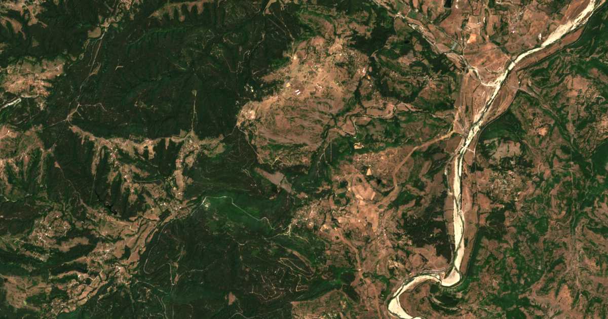 Hartă satelitară: Jălti Rid