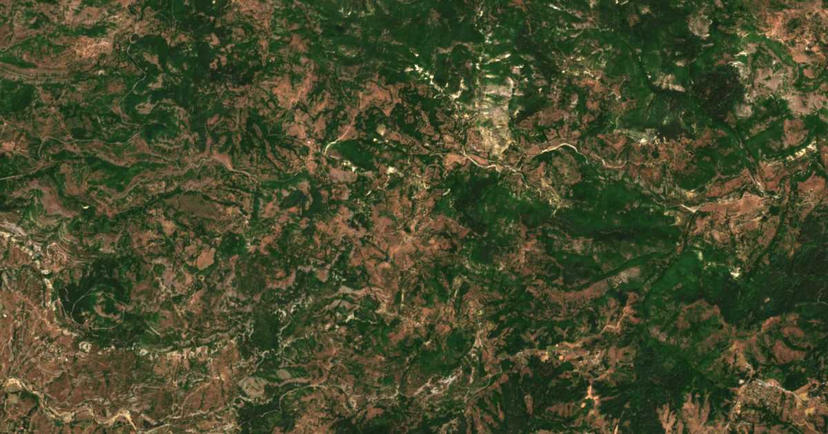 Hartă satelitară: Plovka