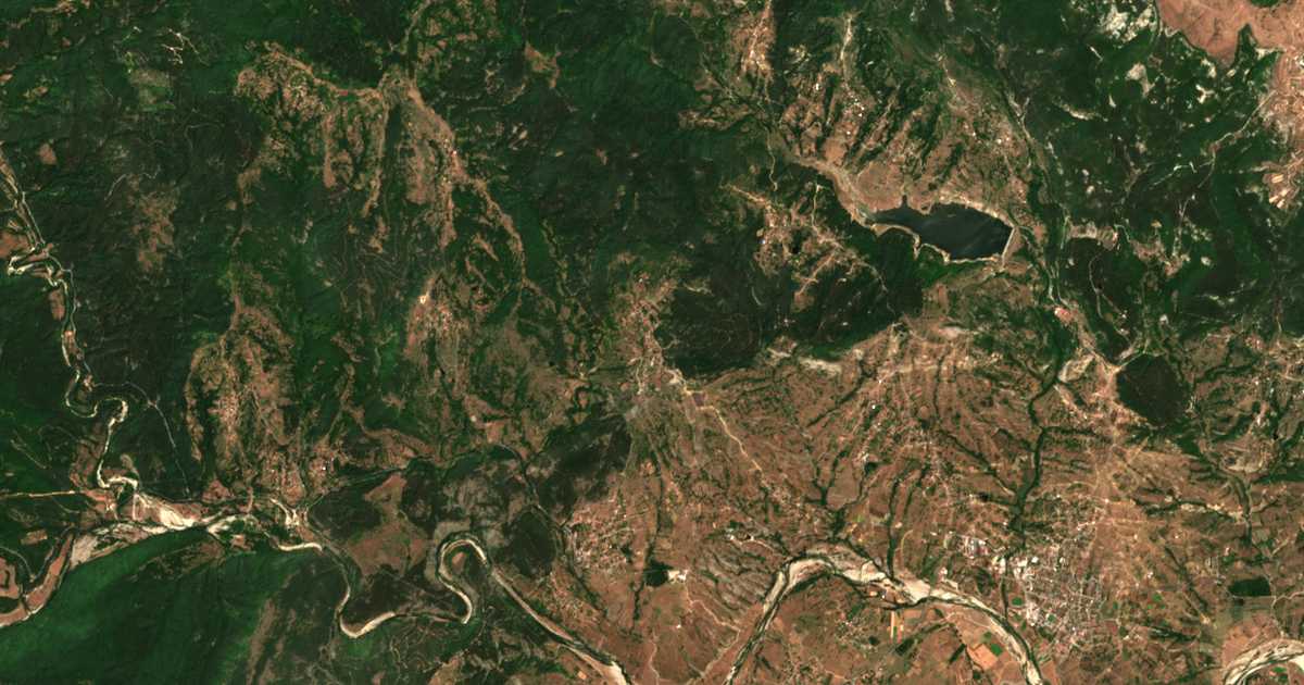 Hartă satelitară: Zdravceț
