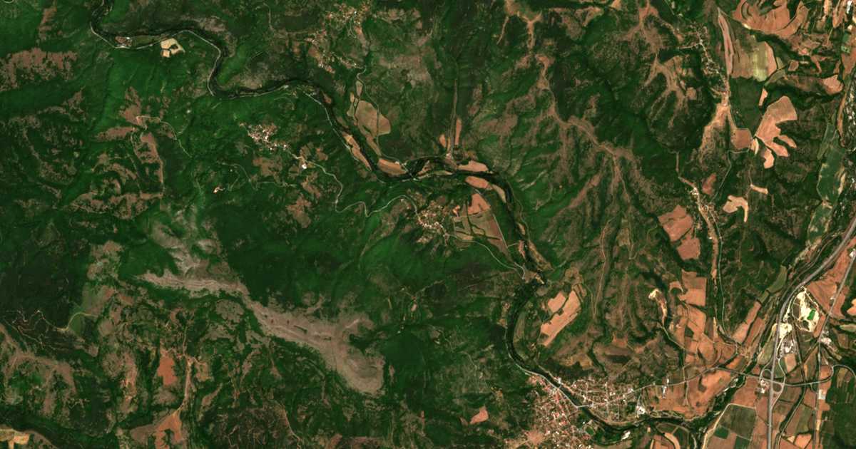 Hartă satelitară: Dobrovo