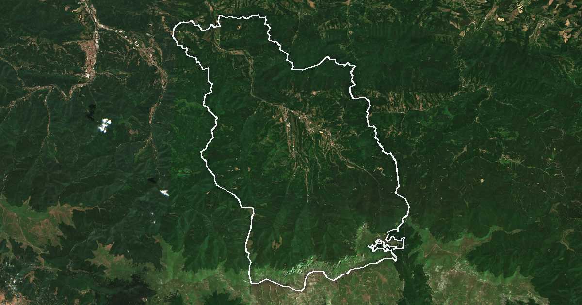 Imagine din satelit cu limita trasată: Aprilți