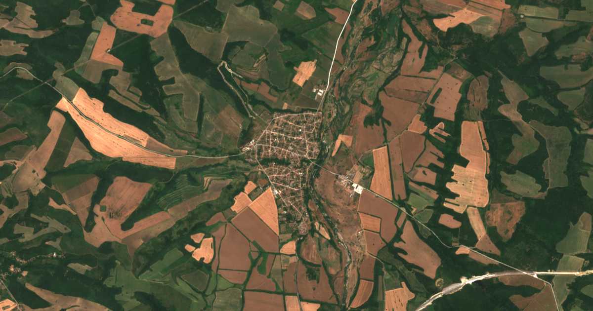 Hartă satelitară: Dermanți