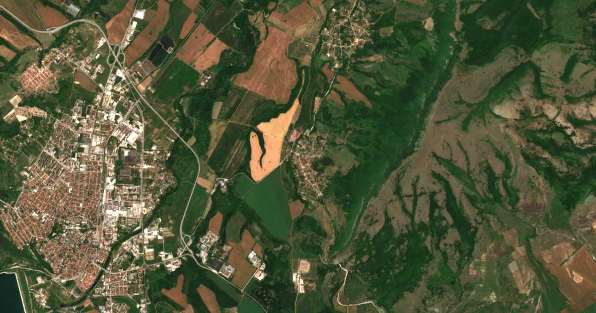Hartă satelitară: Nikolovo