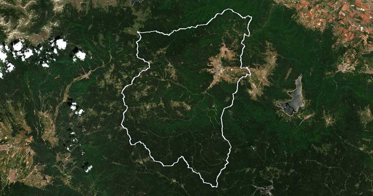 Imagine din satelit cu limita trasată: Velingrad