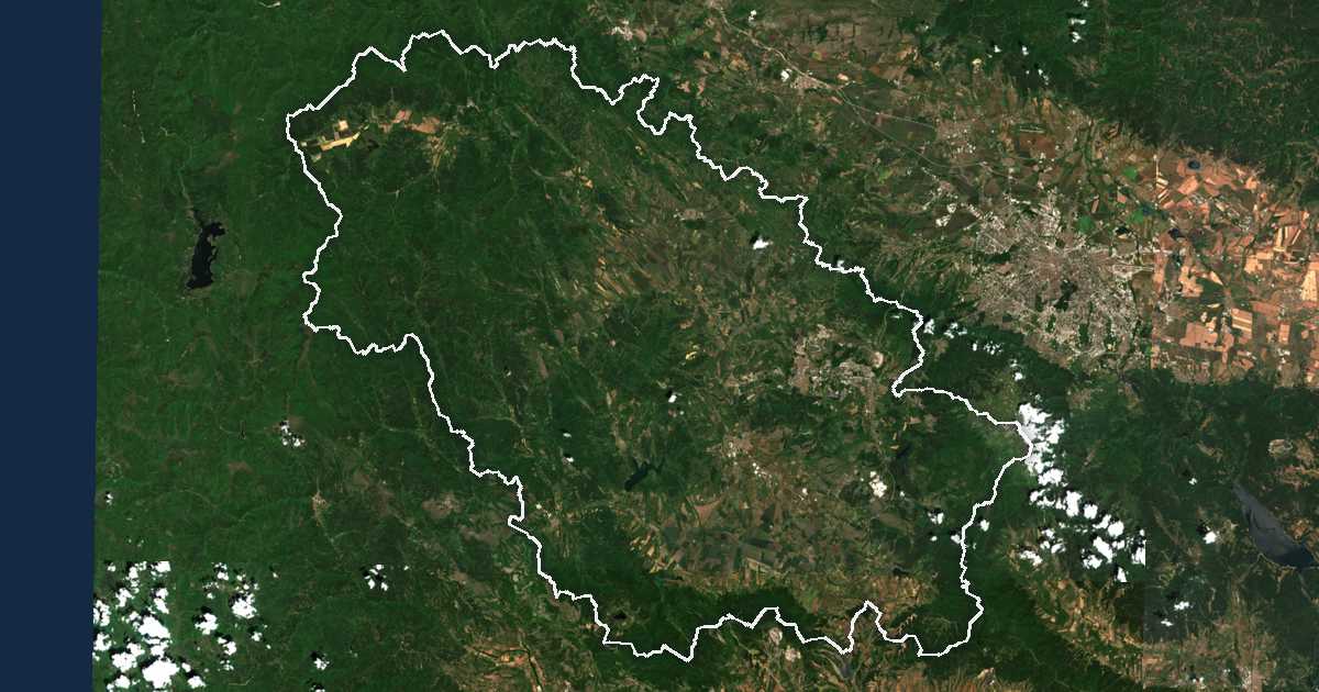 Imagine din satelit cu limita trasată: Pernik
