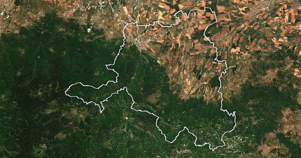 Imagine din satelit cu limita trasată: Asenovgrad