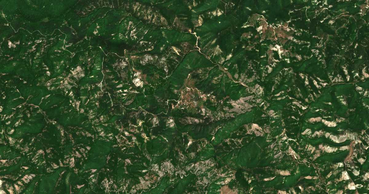 Hartă satelitară: Tri Moghili