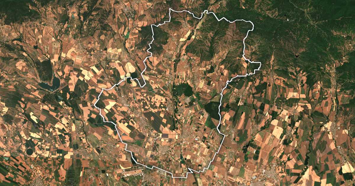 Imagine din satelit cu limita trasată: Kaloianovo