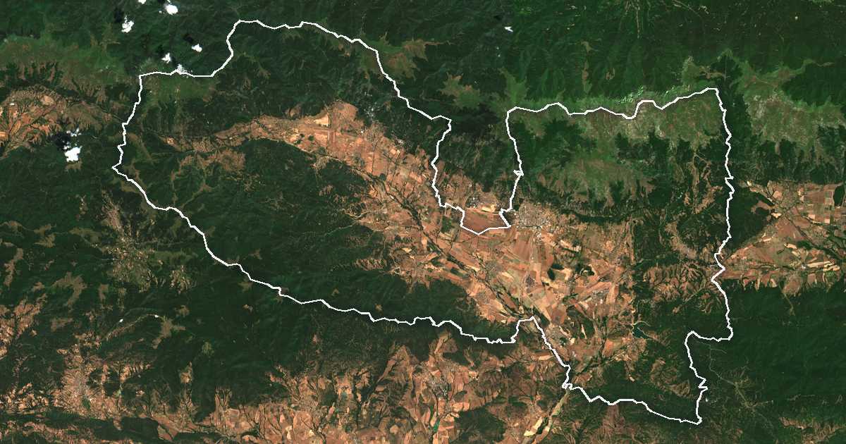 Imagine din satelit cu limita trasată: Karlovo