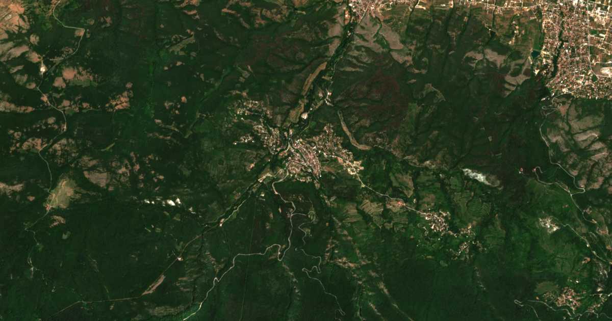 Hartă satelitară: Hrabrino