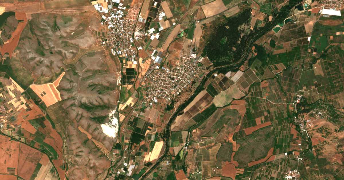 Hartă satelitară: Kurtovo Konare