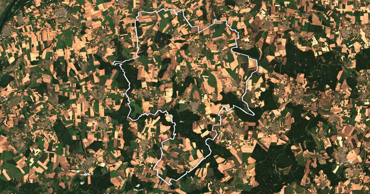 Imagine din satelit cu limita trasată: Kubrat