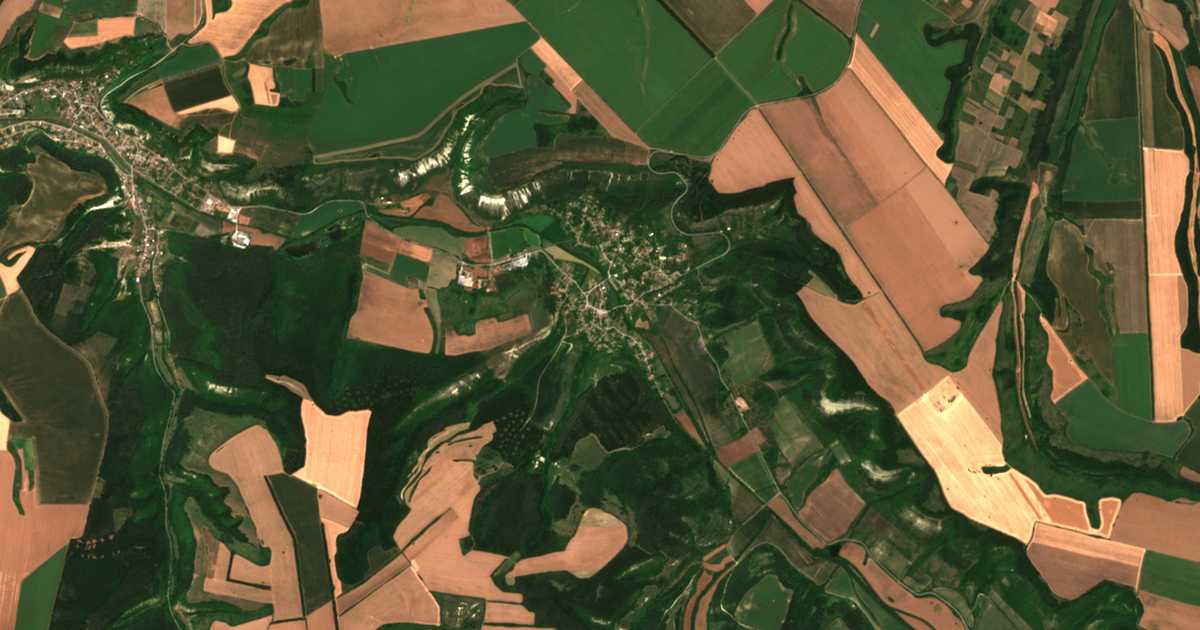 Hartă satelitară: Kostandeneț
