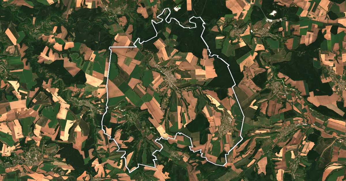 Imagine din satelit cu limita trasată: Țar Kaloian