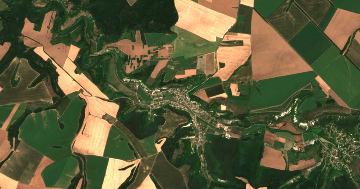 Hartă satelitară: Svalenik