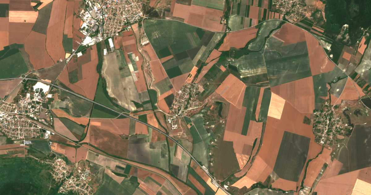 Hartă satelitară: Enevo
