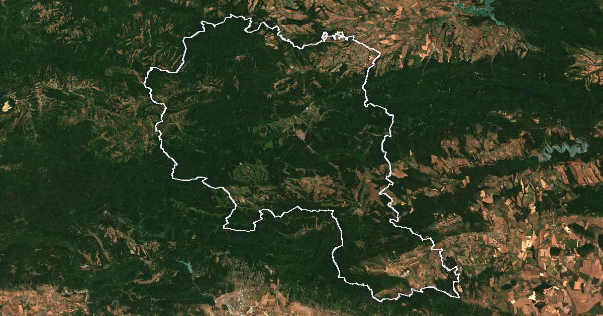 Imagine din satelit cu limita trasată: Kotel