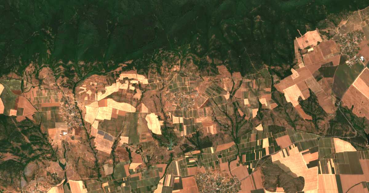 Hartă satelitară: Naucene