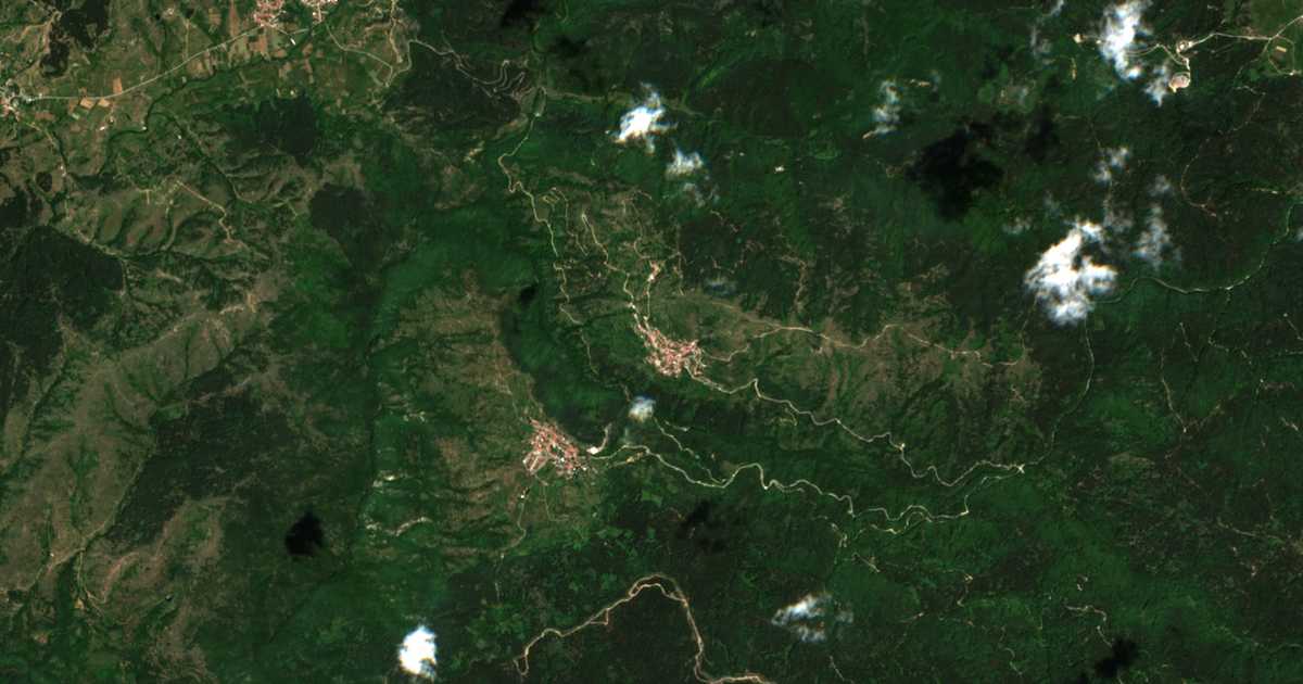Hartă satelitară: Țrăncea
