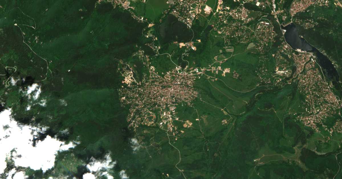 Hartă satelitară: Bistrița