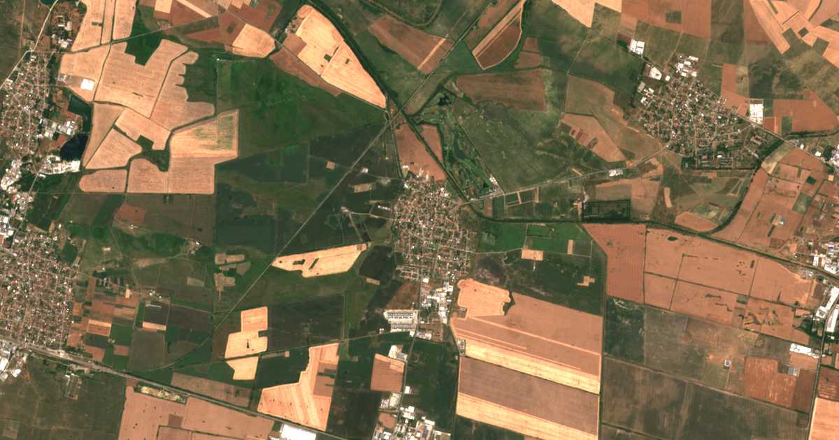 Hartă satelitară: Ravno Pole