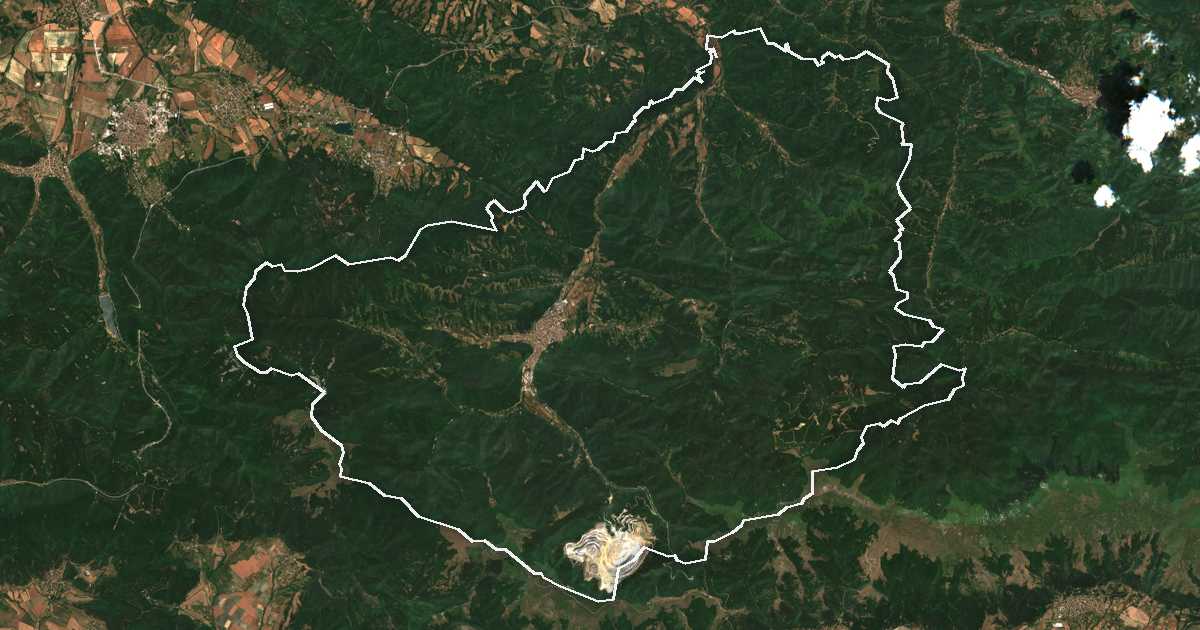 Imagine din satelit cu limita trasată: Etropole