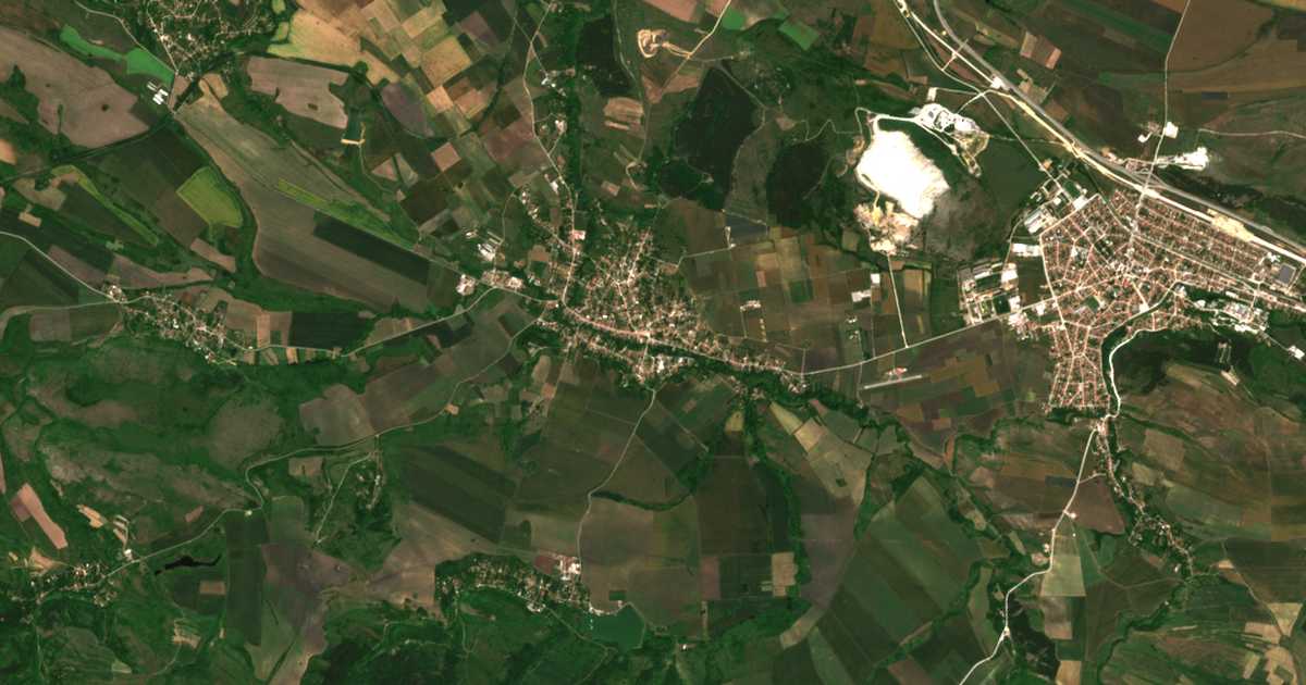 Hartă satelitară: Aldomirovți