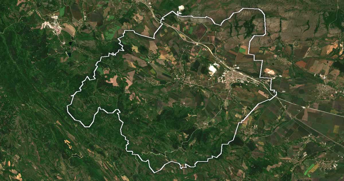 Imagine din satelit cu limita trasată: Slivnița
