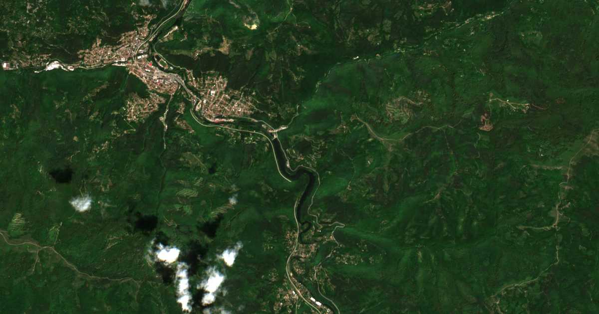 Hartă satelitară: Redina