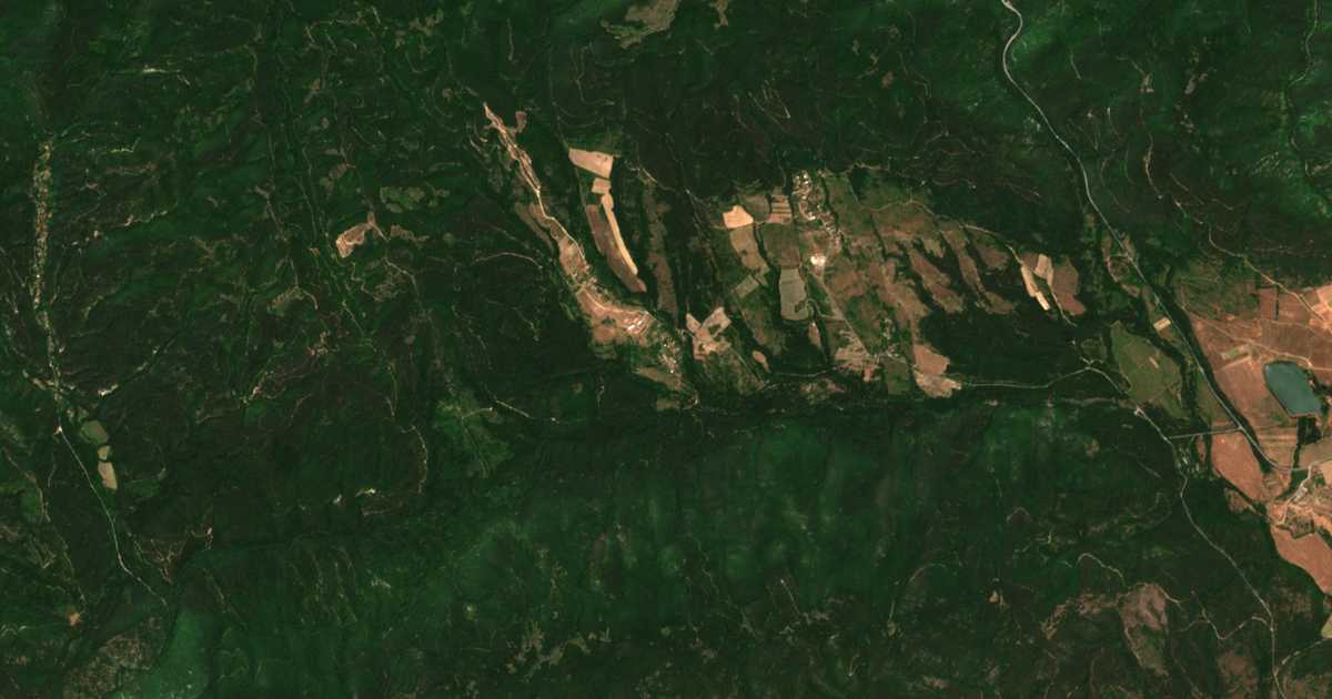 Hartă satelitară: Dvoriște