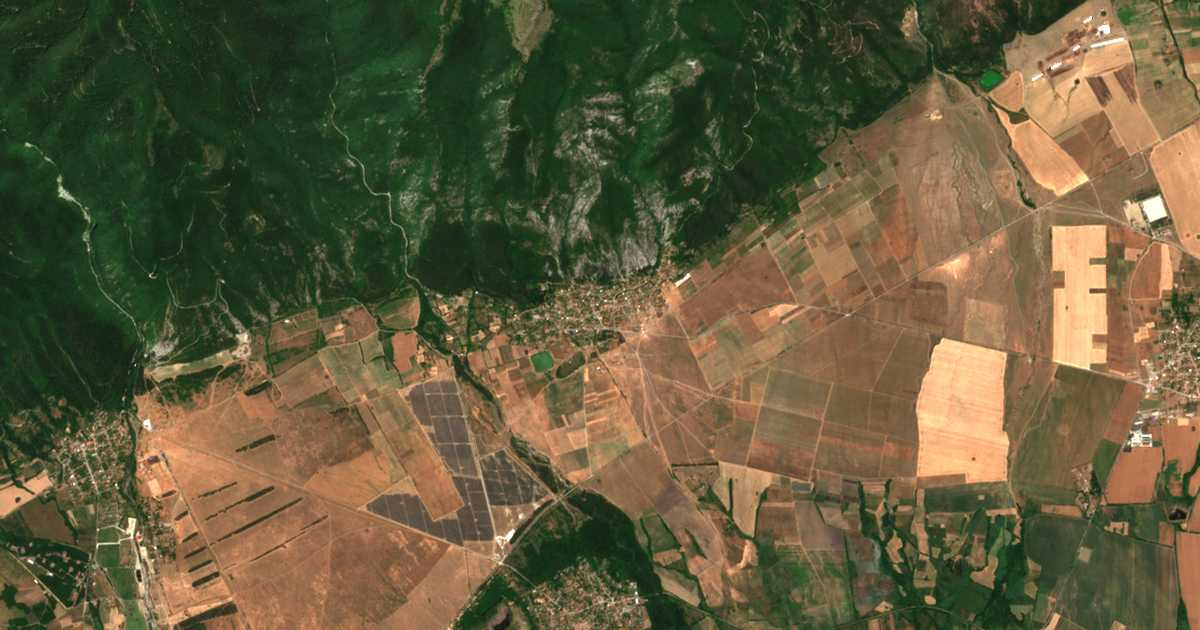 Hartă satelitară: Iasenovo