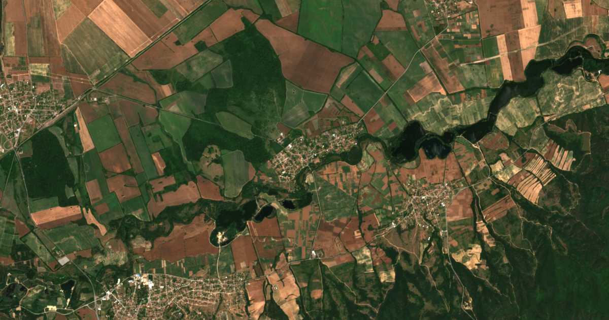 Hartă satelitară: Iulievo