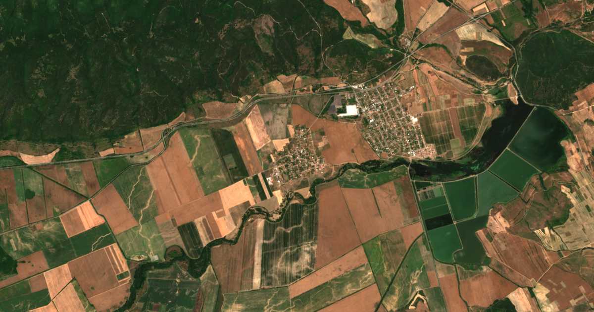 Hartă satelitară: Nova Mahala