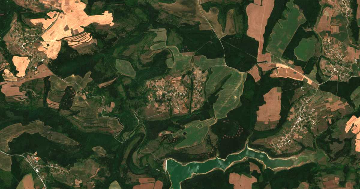 Hartă satelitară: Liubicevo