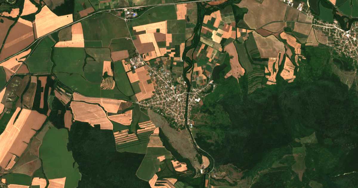 Hartă satelitară: Djuliunița
