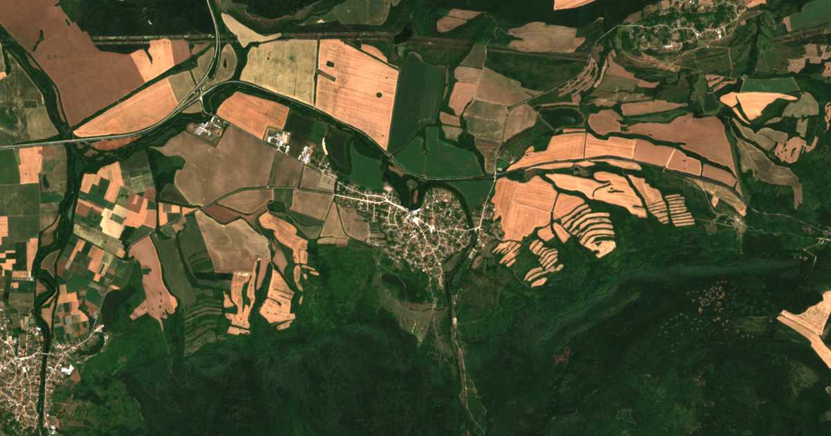 Hartă satelitară: Kesarevo