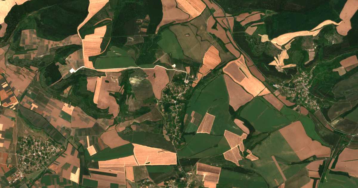 Hartă satelitară: Nova Vărbovka