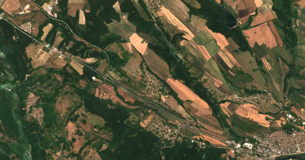 Hartă satelitară: Ruska Bela